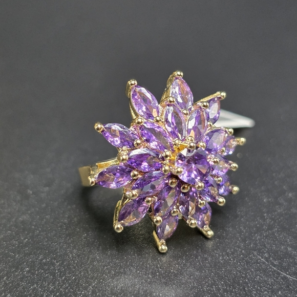 💜 Gold-Filled Amethyst Floral Statement Ring – Size 6 💜 - Picture 2 of 5